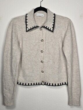 Threaded Leaf Beige Cropped Cardigan Black Stitch Gold Buttons L